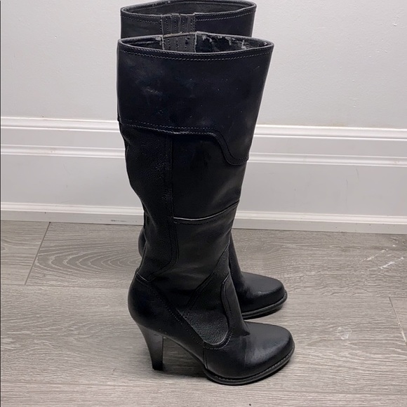Guess Heeled Boots - Picture 3 of 15